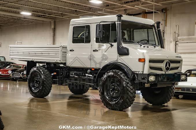 Mercedes-Benz Unimog